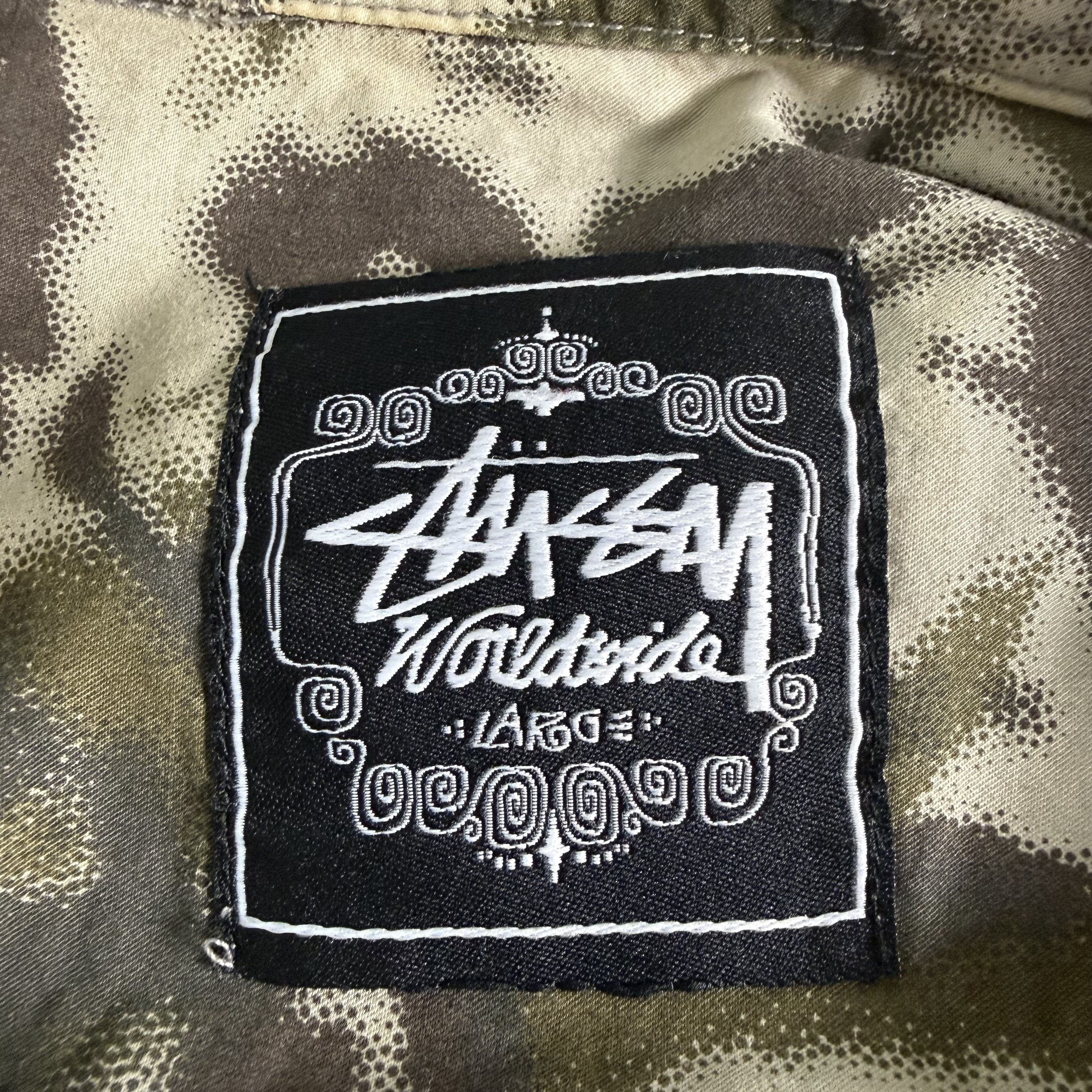 Stussy 🔥RARE🔥Vintage Stussy Camouflage S/Sleeve Button Up Shirt Size US L / EU 52-54 / 3 - 6 Thumbnail