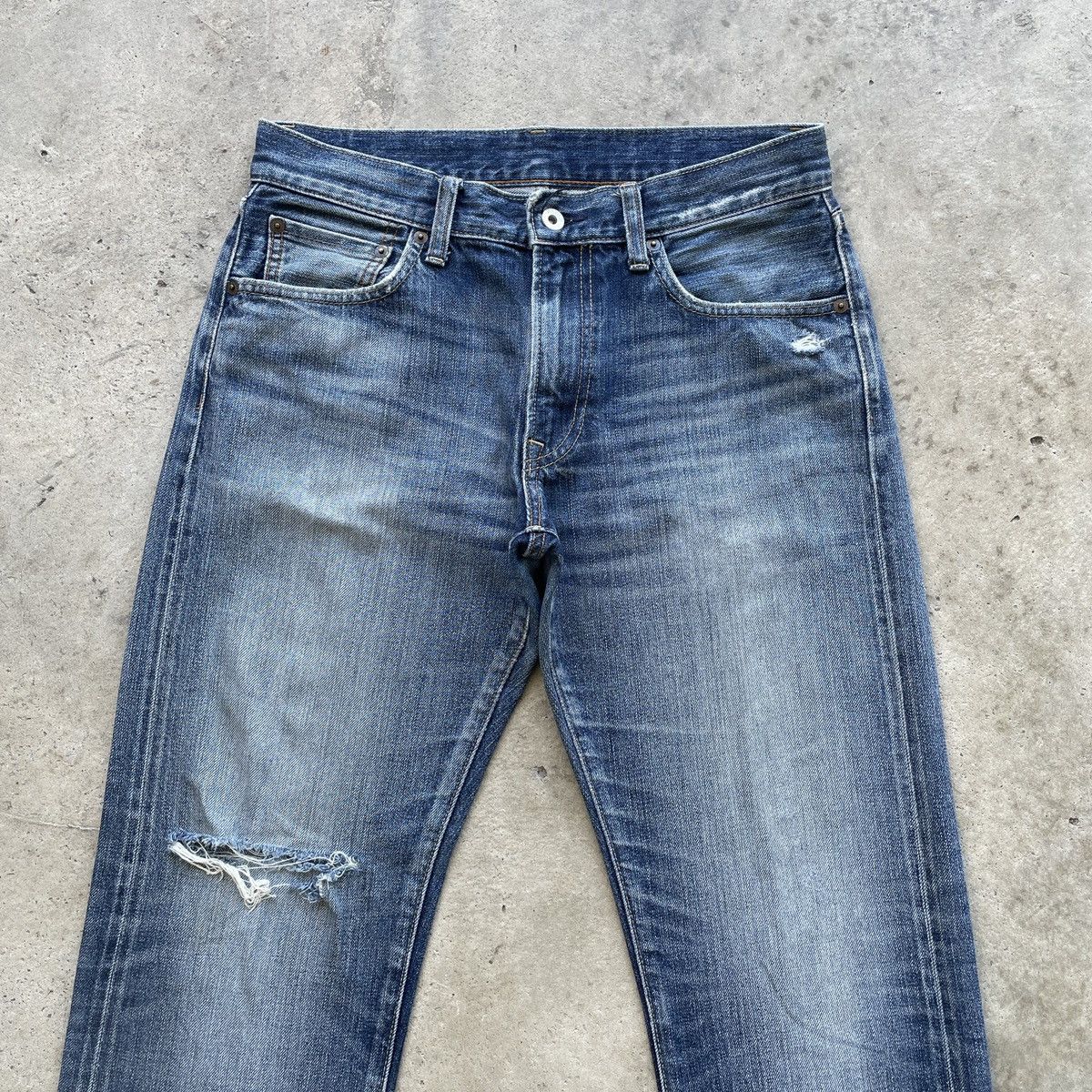 Japanese Brand Vintage Japanese Distressed Jeans Faded Denim Pants W31 Size US 31 - 3 Thumbnail
