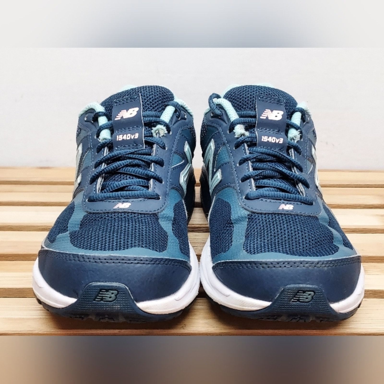 New Balance New Balance Womens | Navy | 1540 v3 Athletic Shoes Size 8 Size US 8 / IT 38 - 5 Thumbnail