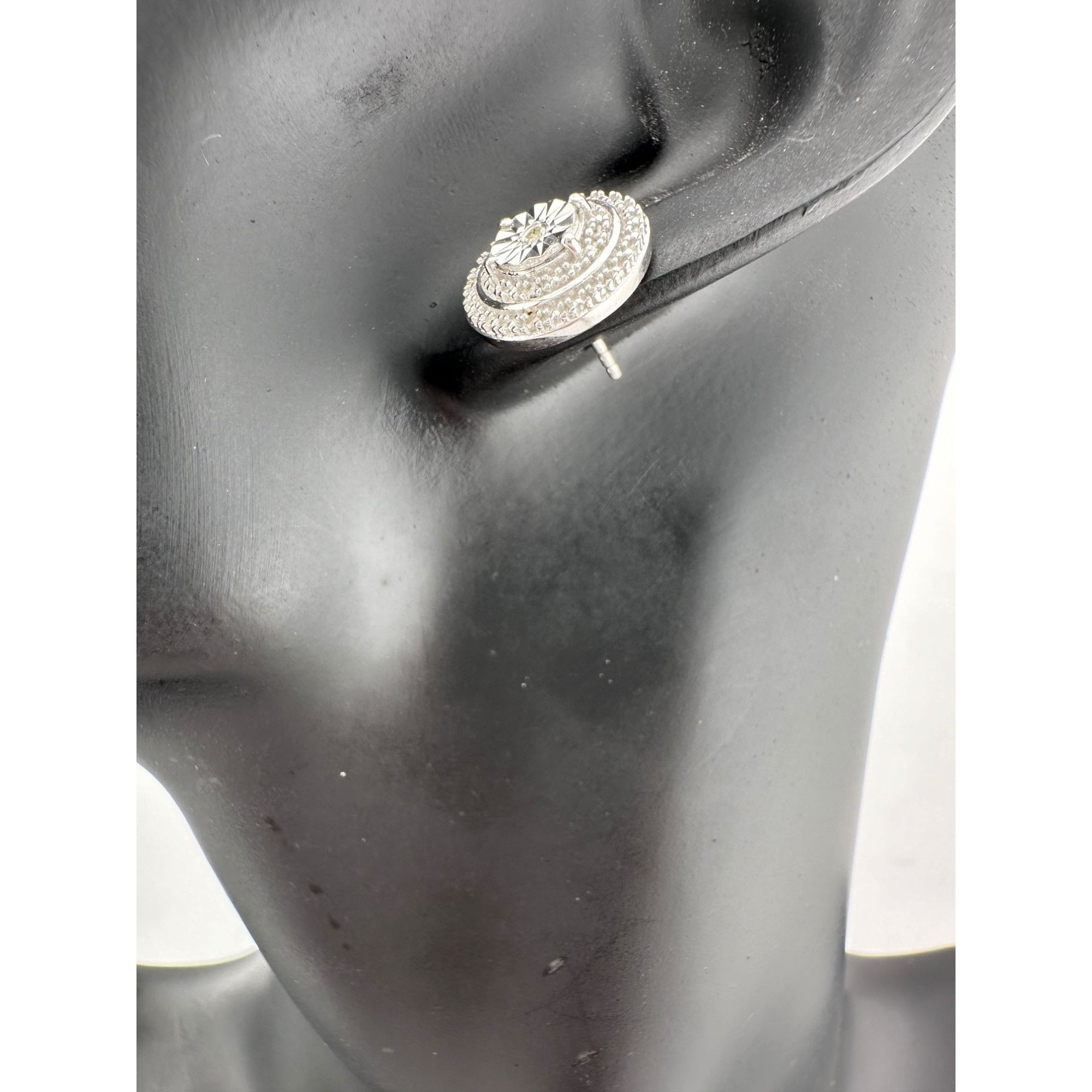 Other Round Illusion Diamond Stud Earrings Size ONE SIZE - 3 Thumbnail