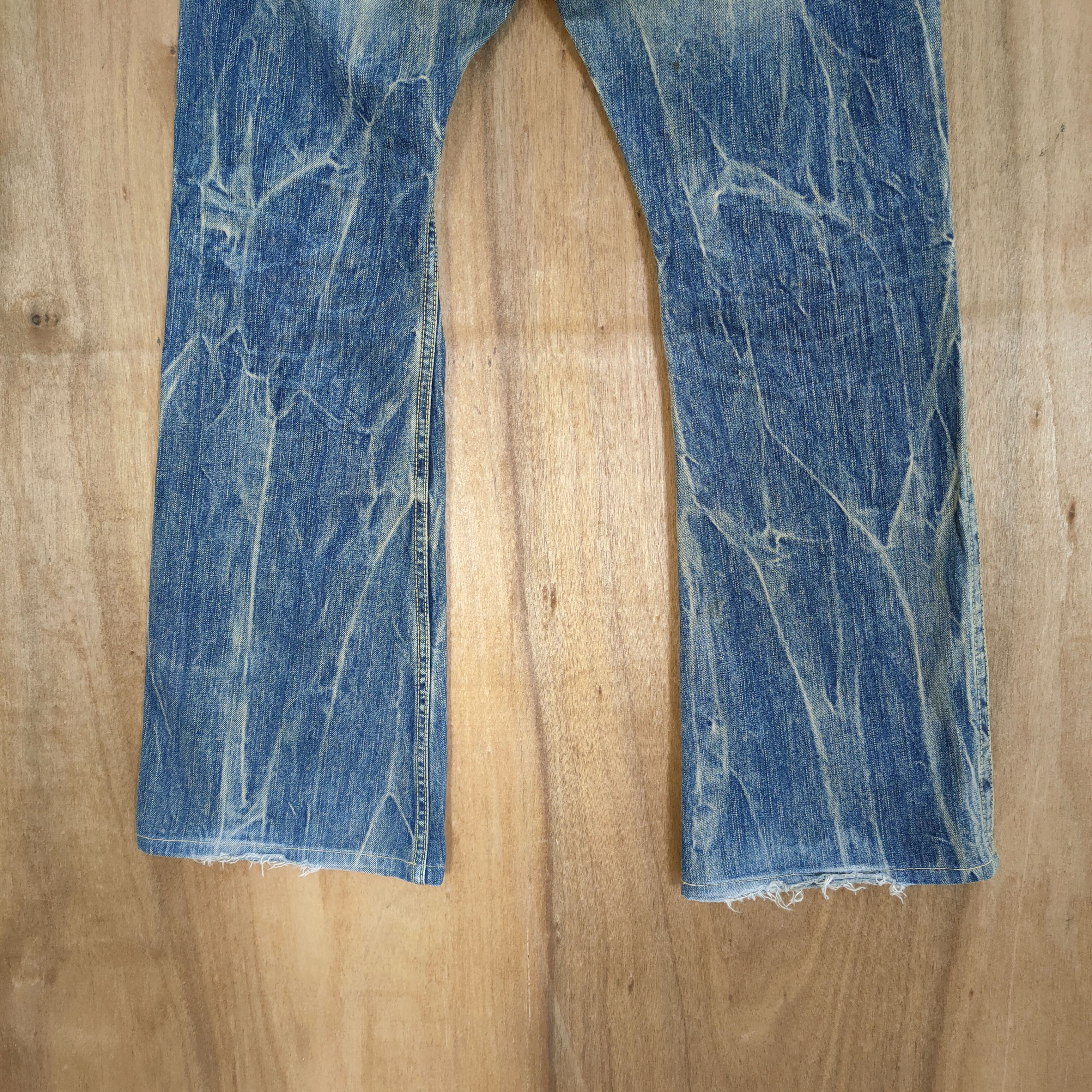 Japanese Brand VINTAGE MADE IN NIPPON FADED FLARE JEANS PANTS Size US 34 / EU 50 - 11 Thumbnail