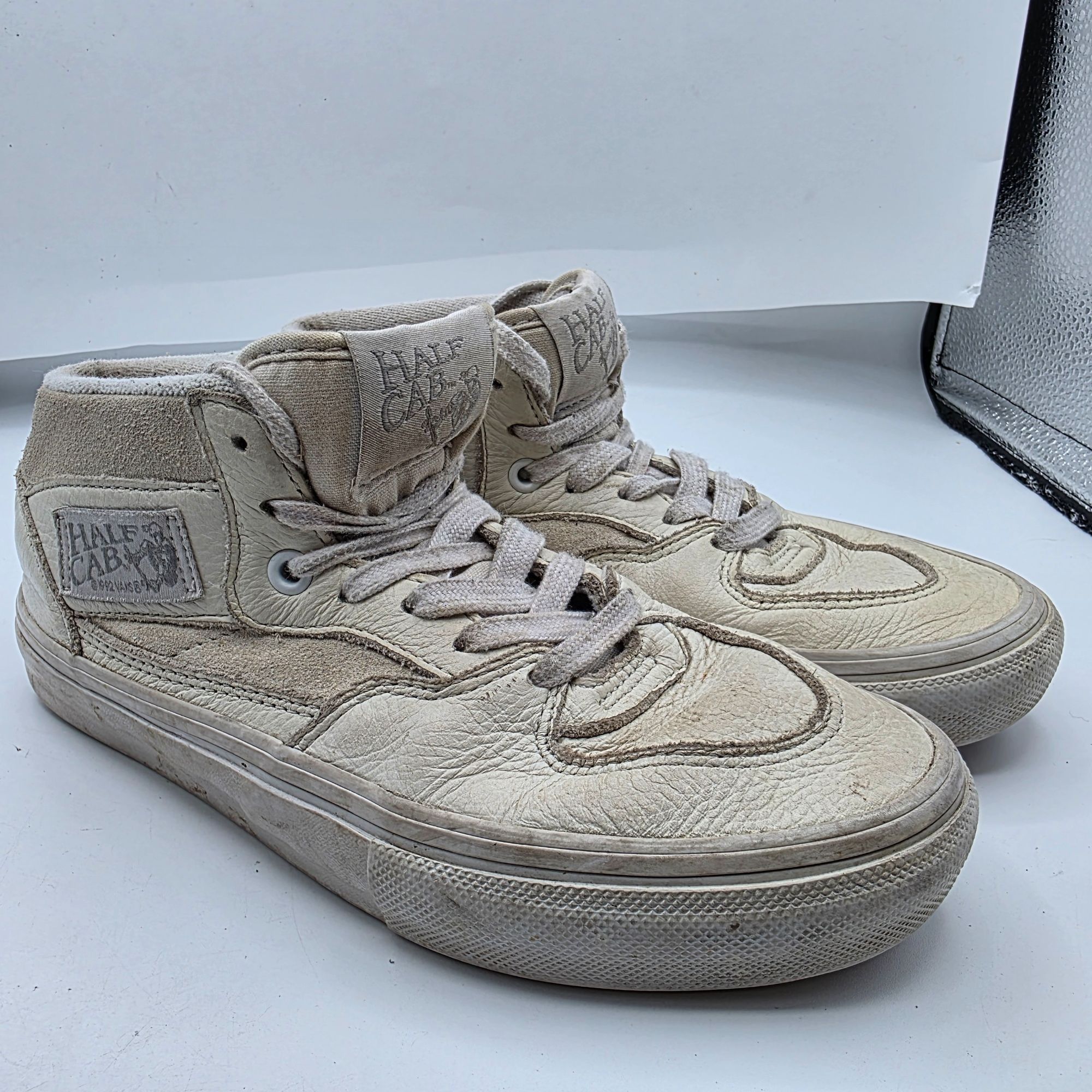 Vans Vans Half Cab Mens Size 5 White Sneaker Shoes Casual Skatebo Size US 5 / EU 37 - 1 Thumbnail