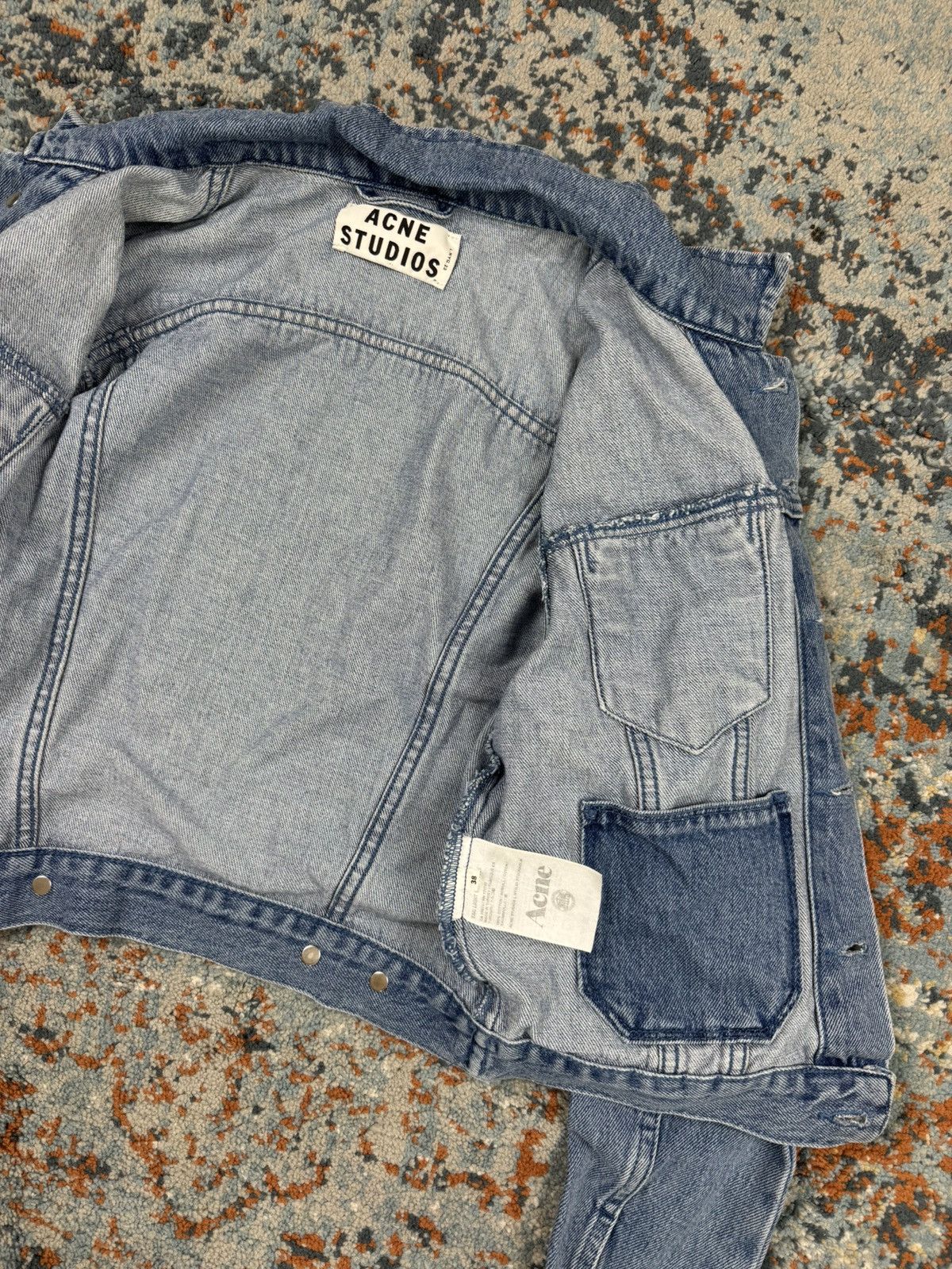 Acne Studios Vintage 00s Acne Studios Tag Light cropped denim jacket Size XS / US 0-2 / IT 36-38 - 12 Thumbnail