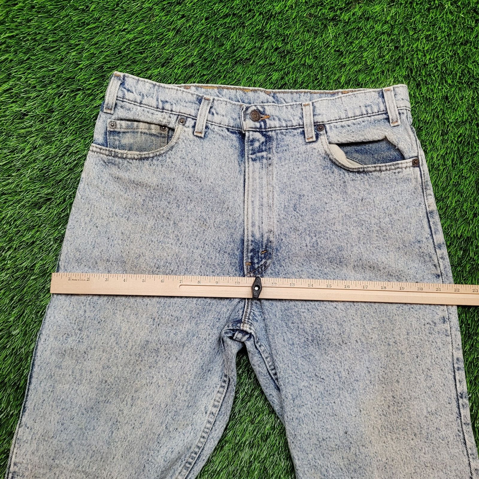 Levi's Vintage 90s Levi's 540 Jeans 33x29.5 USA Baggy Acid-Wash Size US 33 - 11 Thumbnail