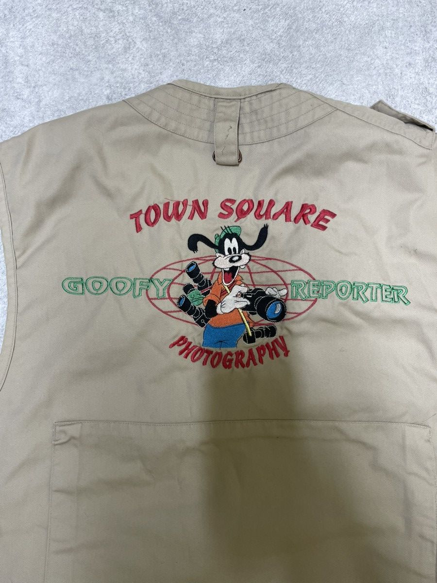 Disney × Iceberg Disney Multipocket Vest Streetwear Style 1998s Size US L / EU 52-54 / 3 - 10 Thumbnail
