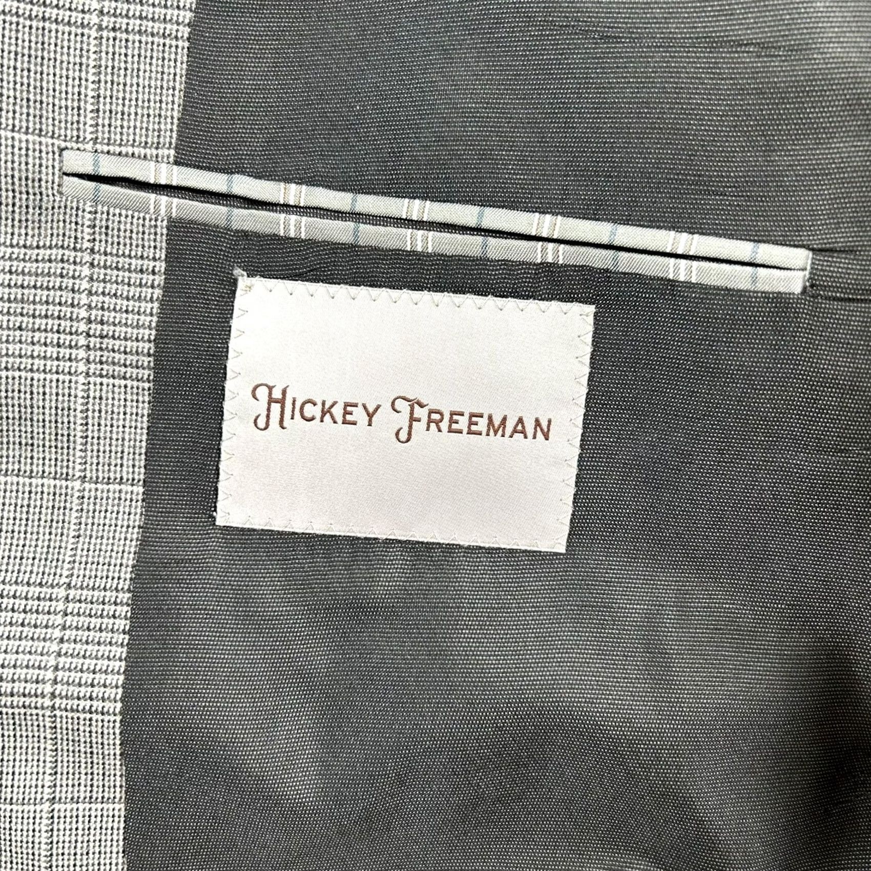 Vintage VINTAGE Hickey Freeman Blazer Plaid 2-Button Wool USA 44L Mens Black/White Glen Plaid Blazer Mens Wool 100% Wool USA 44 Long Men’s Blazer Size 44R - 3 Thumbnail