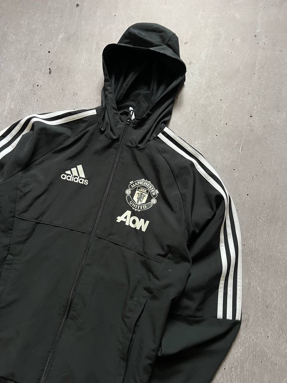 Adidas ADIDAS MEN FC MANCHESTER UNITED 2017/2018 JACKET FOOTBALL XS Size US XS / EU 42 / 0 - 2 Thumbnail