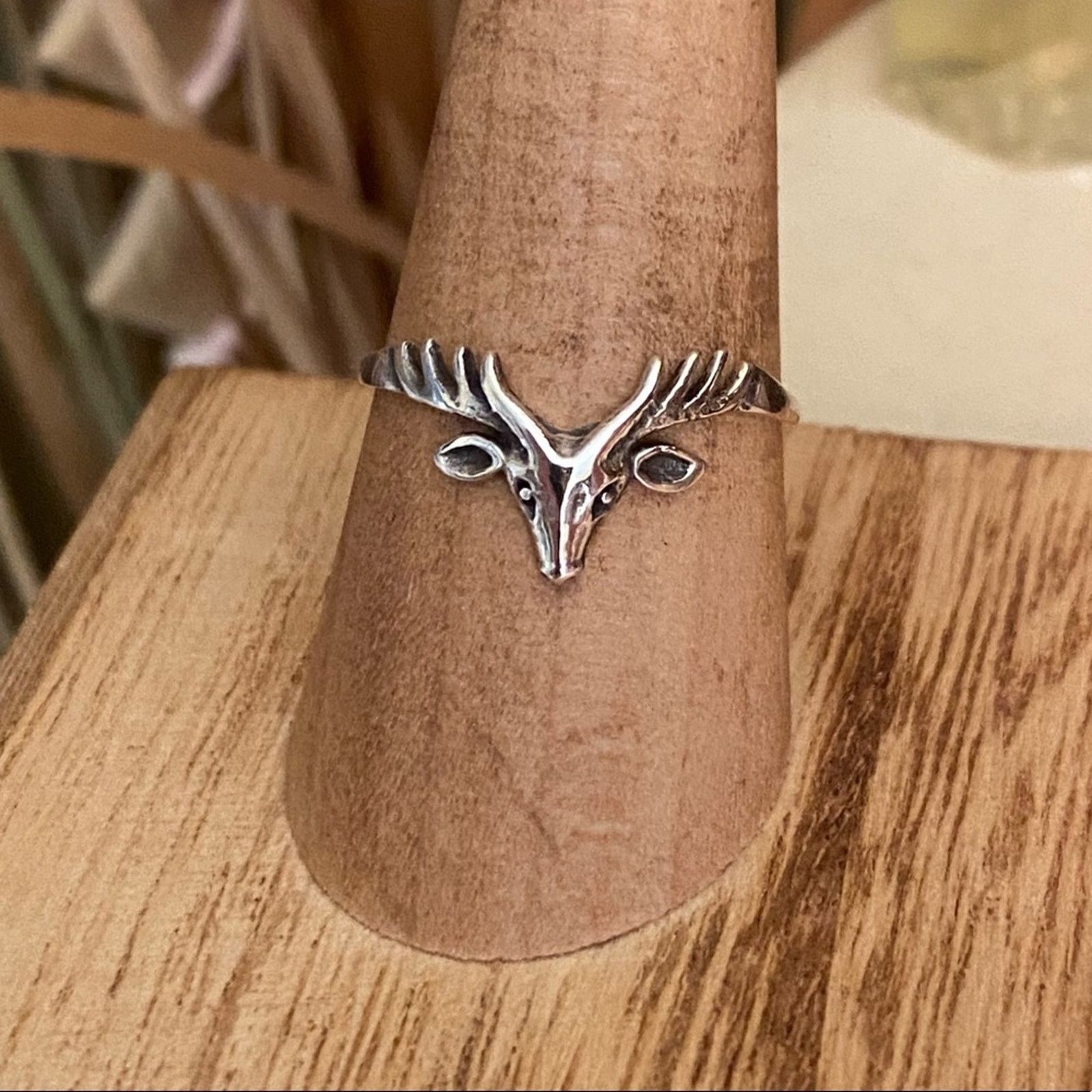 The Unbranded Brand Sterling Silver Buck Deer Head Ring Sizes 7,8,9 Size ONE SIZE - 1 Thumbnail