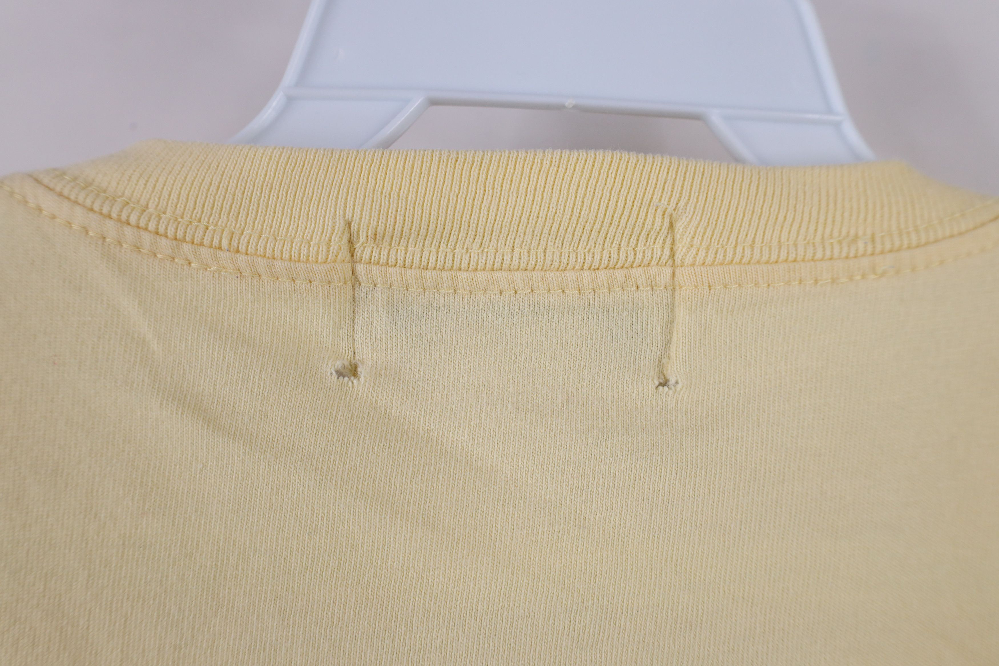 Eddie Bauer × Vintage Vintage 90s Eddie Bauer Cotton Short Sleeve T-Shirt Yellow Size US L / EU 52-54 / 3 - 7 Thumbnail