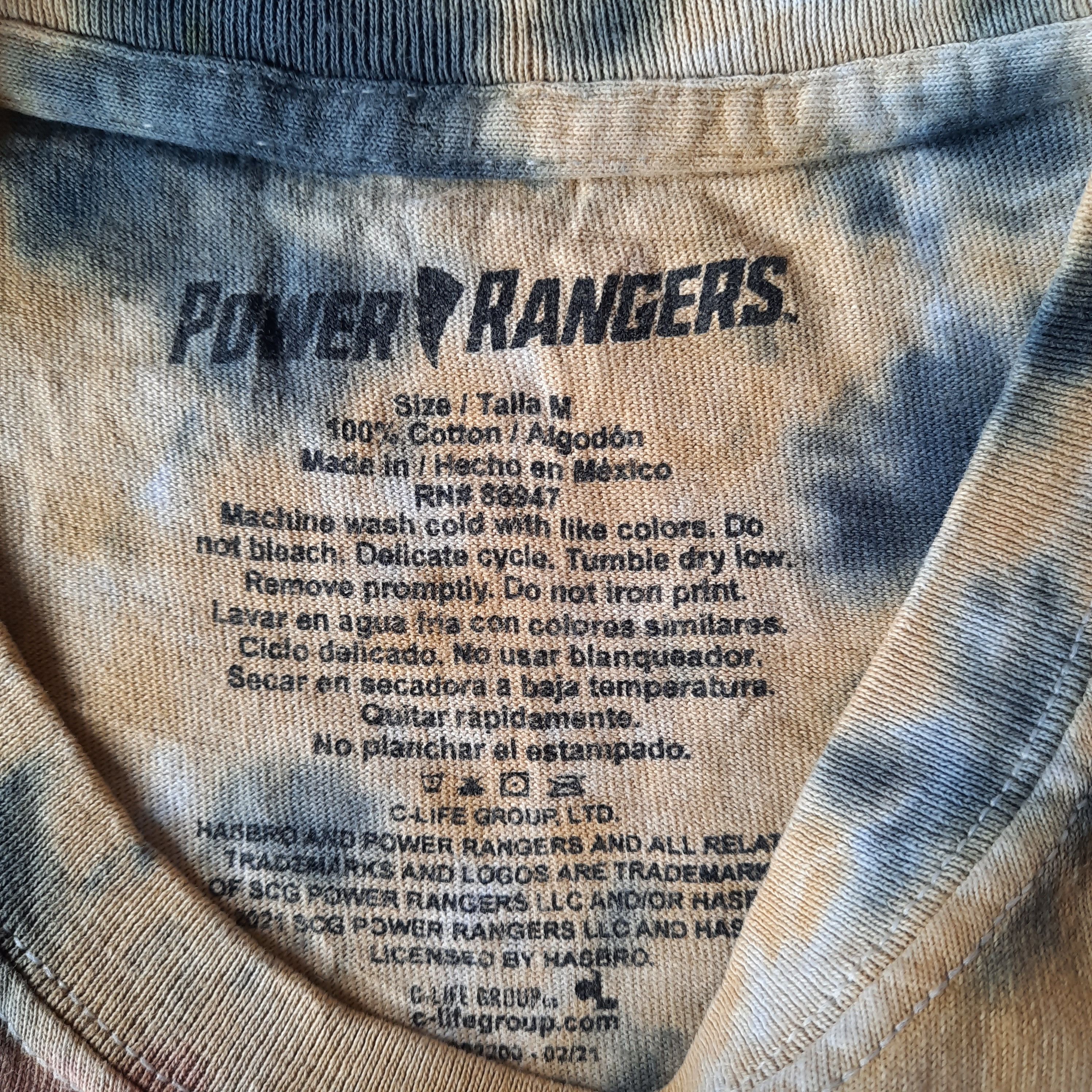 Cartoon Network 💥 Mighty morphin power ranger line up dye tshirt Size US M / EU 48-50 / 2 - 3 Thumbnail
