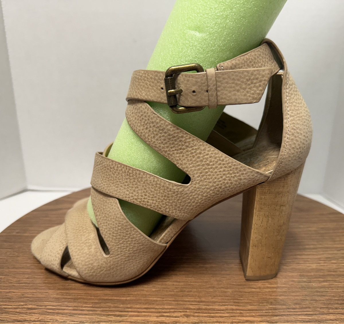 Splendid Splendid Jimmy Crisscross Mushroom Wooden Block Heel Size US 10 / IT 40 - 4 Thumbnail