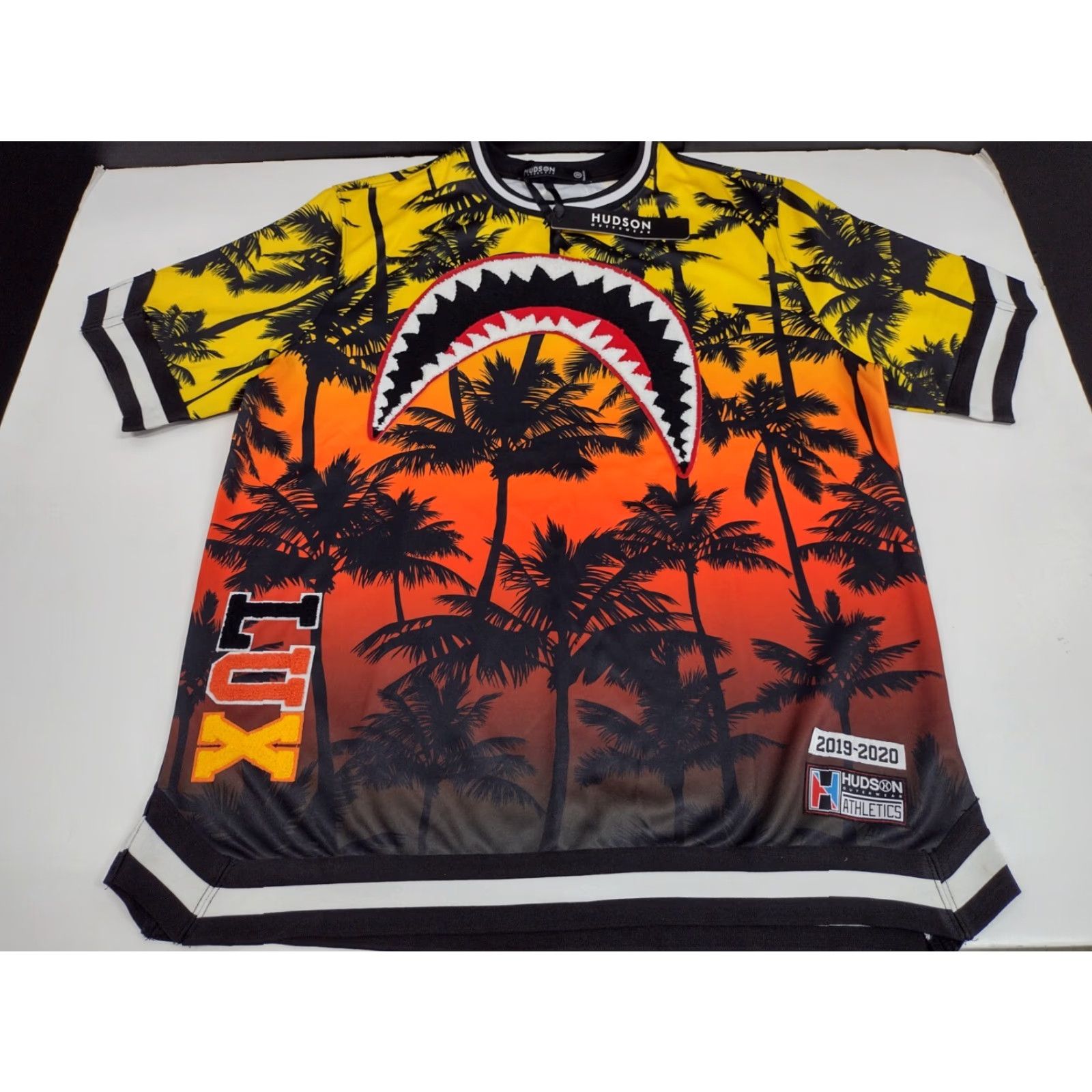 Hudson HUDSON NWT Shark Mouth Hawaiian Jersey T-Shirt 2XL Multicolor Short Sleeve Crew Neck Embroidered Floral Capitan America 2XL Men Mens Size US XXL / EU 58 / 5 - 2 Thumbnail