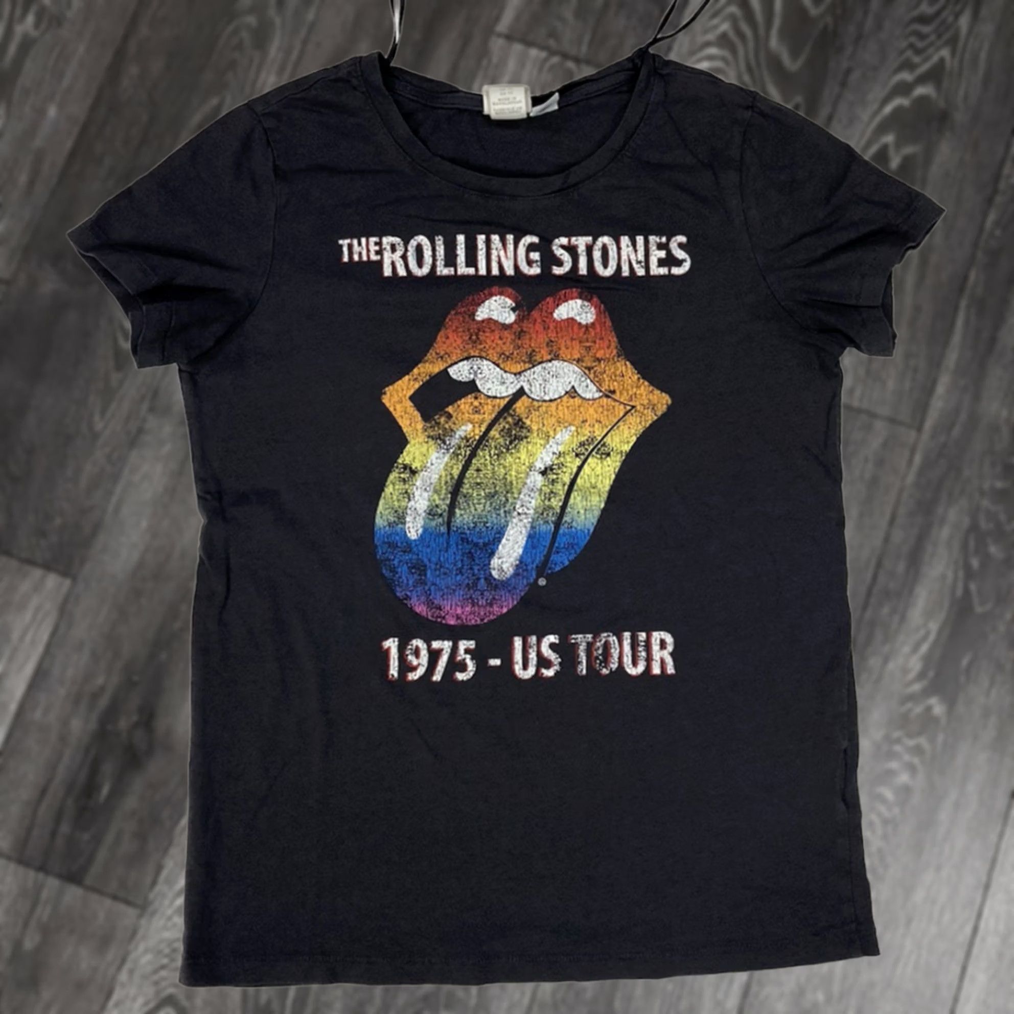 H&M H&M The Rolling Stones 1975 US Tour Graphic T-shirt Women XS Music Size XS / US 0-2 / IT 36-38 - 1 Thumbnail