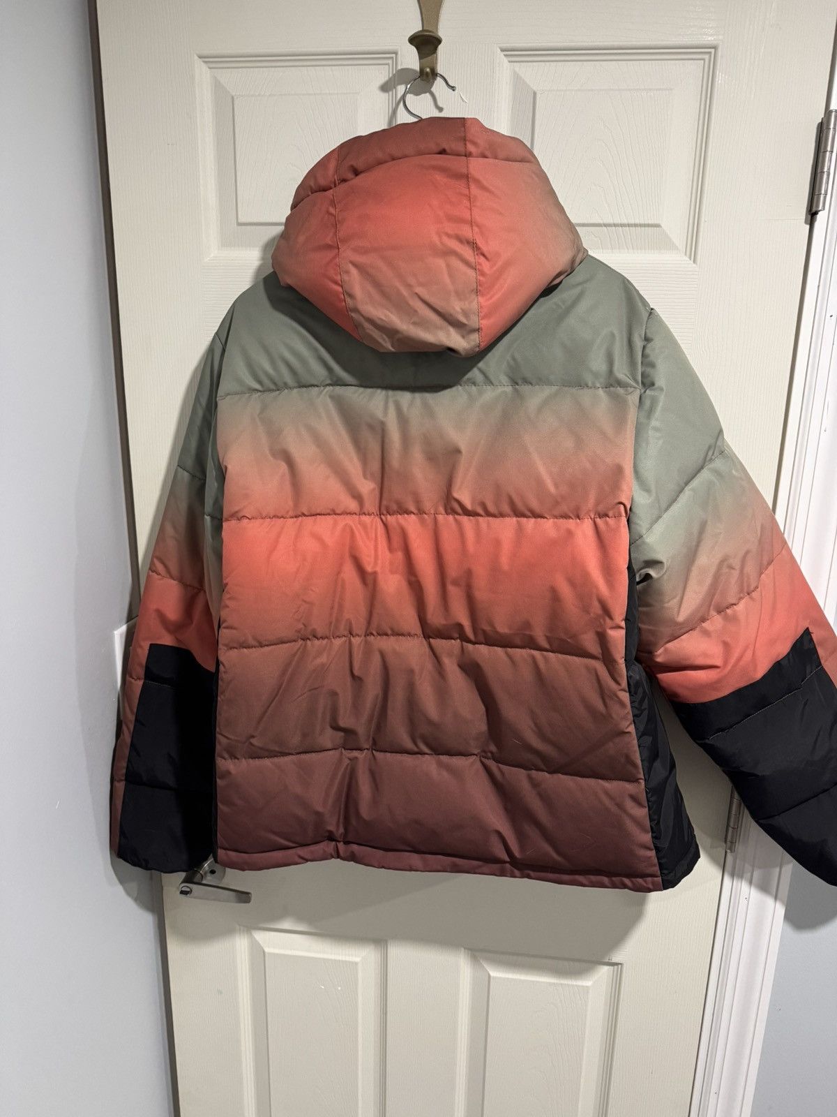Only NY Only NY Gradient Snorkel Puffer | Grailed