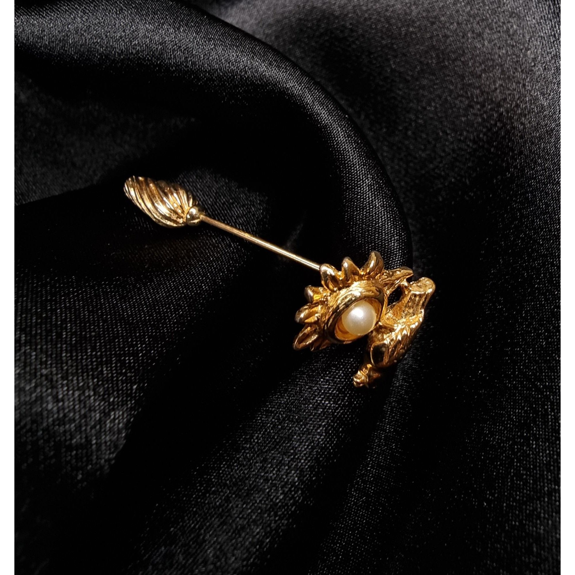 Vintage Vintage Gold-Tone Stick Pin With Bird & Faux Pearl Sunflower Size ONE SIZE - 4 Thumbnail