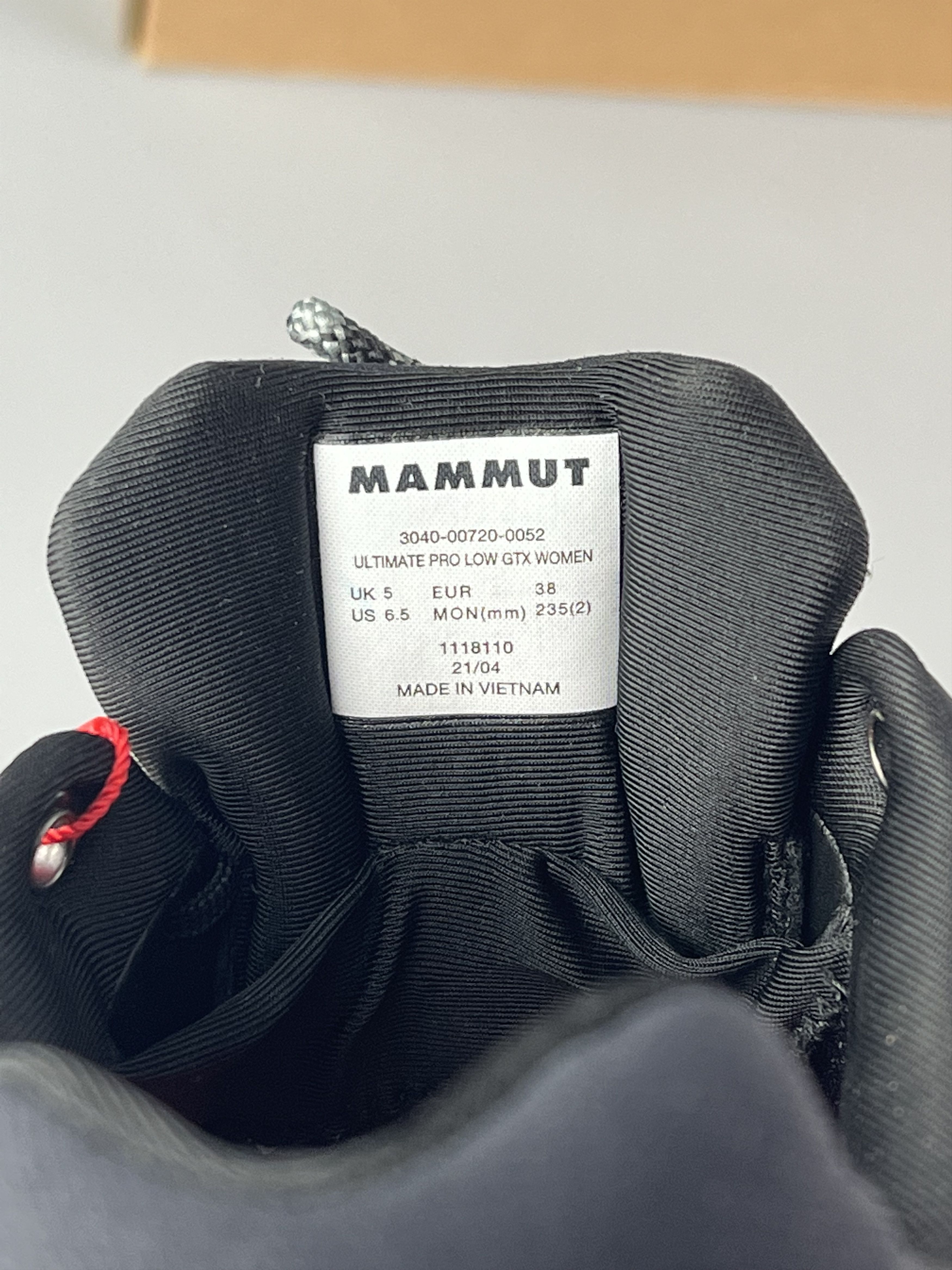 Goretex Mammut Ultimate Pro Low GTX Trail Hiking Shoes Size US 6.5 / IT 36.5 - 7 Thumbnail