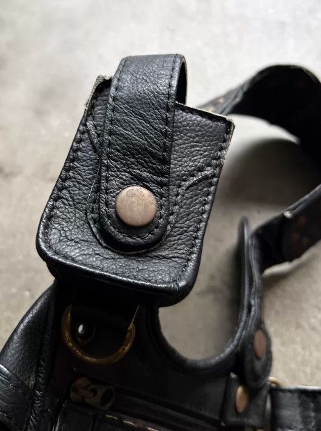 Japanese Brand Japanese Brand 2000s Studded Leather Harness Bag Size ONE SIZE - 9 Thumbnail