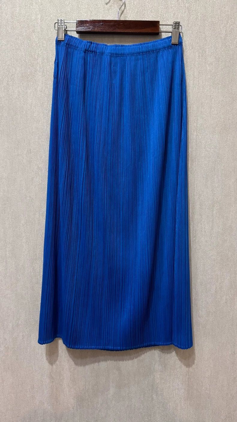Issey Miyake issey miyake size：2 Royal blue skirt 2506-Nextarrow Size 22" - 1 Thumbnail