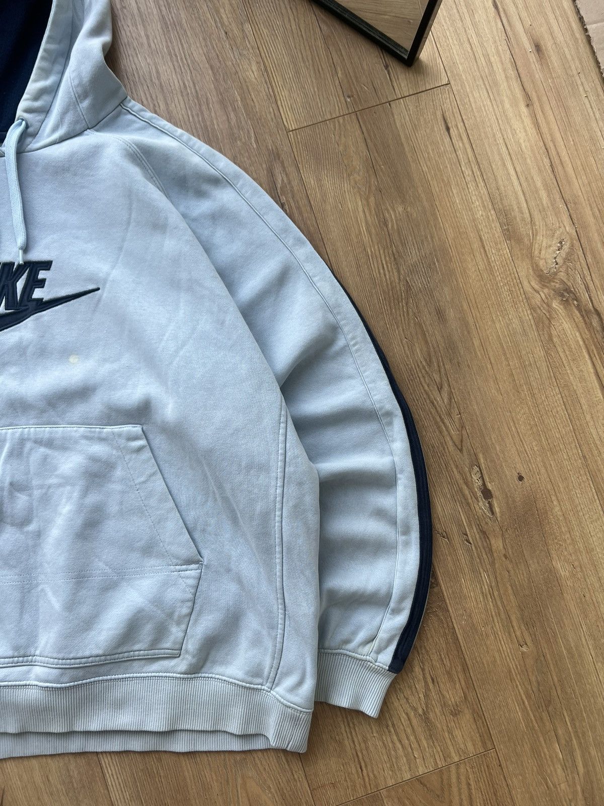 Nike 00’s NIKE SPELLOUT CENTR SWOOSH Y2K DISTRESSED HOODIE Size US XL / EU 56 / 4 - 3 Thumbnail
