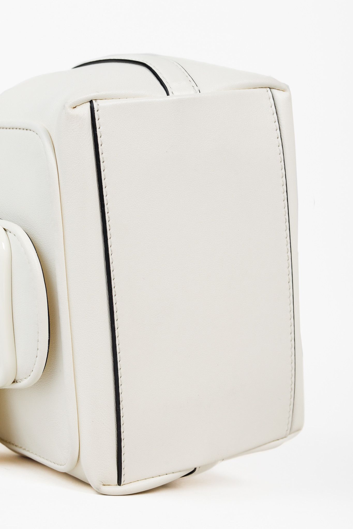 Valentino Valentino Garavani Ivory Off-White Loco Calfskin Bucket Bag Size ONE SIZE - 5 Thumbnail