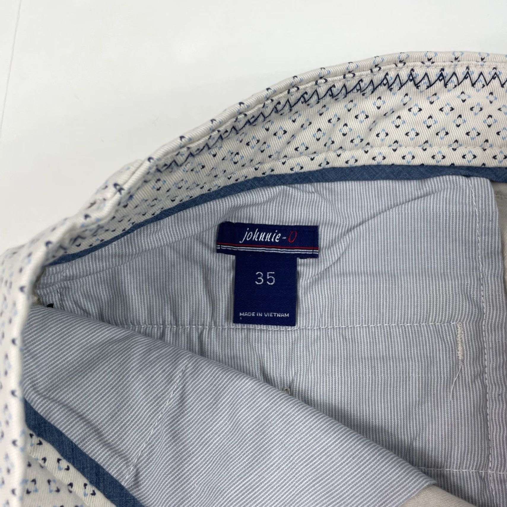 johnnie-O johnnie-O Shorts Mens 35 x 9 Beige Golf Chino Geometric 5-Pocket Casual Travel Workwear Cotton Spandex Moisture Wicking Lightweight Size US 35 - 6 Thumbnail