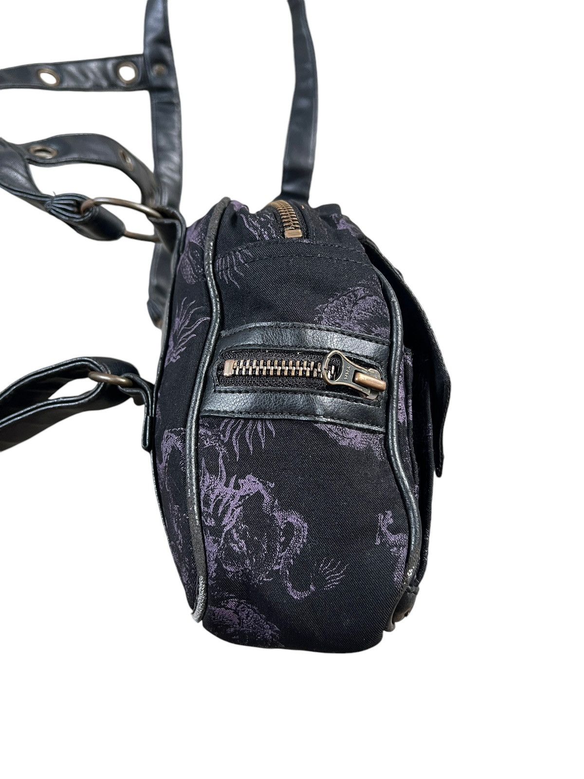 Seditionaries 2000 Ozz On 🇯🇵 Dragon Motif Bondage Strap Backpack Size ONE SIZE - 7 Thumbnail