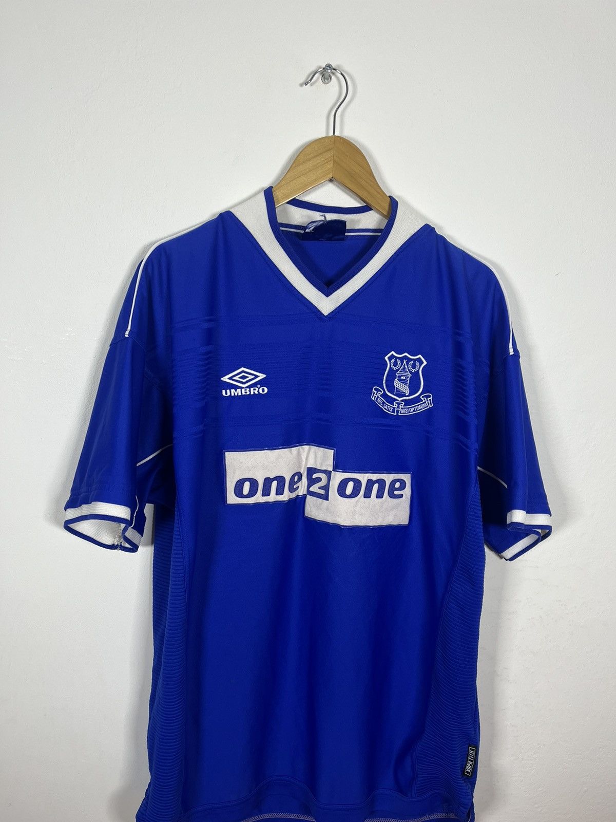 Umbro Umbro Everton Football Jersey Home 1999 Vintage Streetwear Size US XL / EU 56 / 4 - 2 Thumbnail