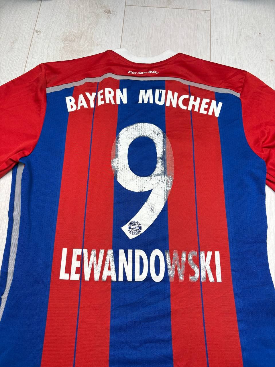 Adidas Bayern Munchen #9 Lewandowski Soccer jersey Size US M / EU 48-50 / 2 - 8 Thumbnail