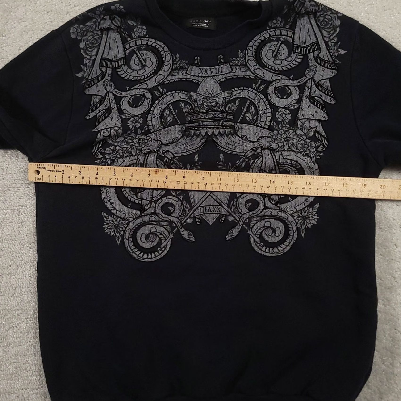 Zara Zara Man Black & Gray Snakes Sweater Size Medium Size US M / EU 48-50 / 2 - 5 Thumbnail