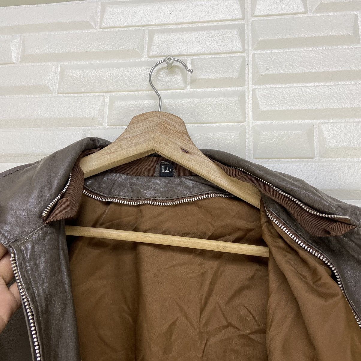 Leather Vintage A-2 Leather Jacket Western Style Size US S / EU 44-46 / 1 - 19 Thumbnail