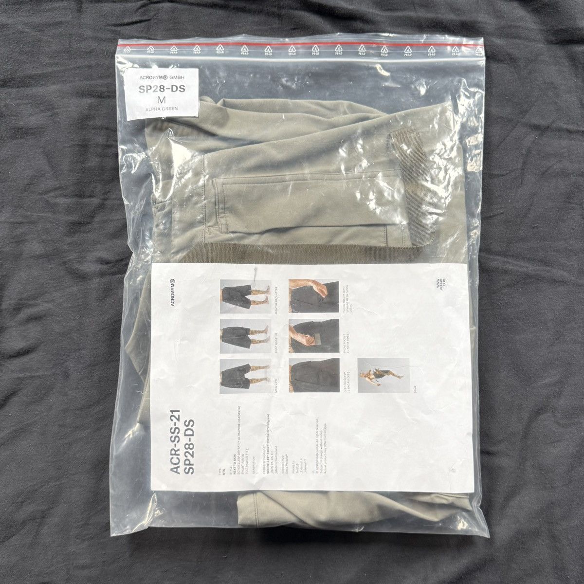 Acronym Acronym SP28-DS Size US 34 / EU 50 - 2 Thumbnail