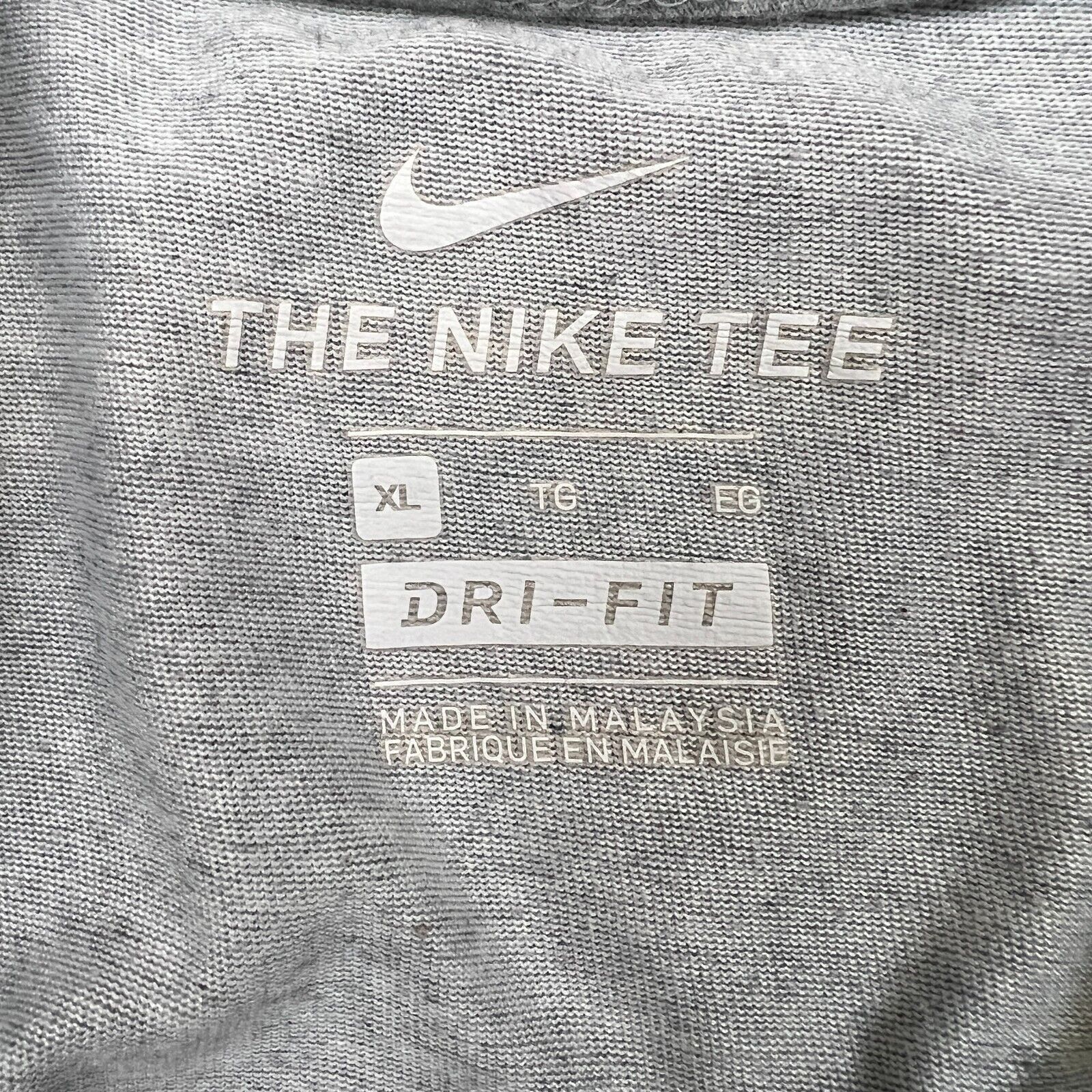 Nike × Vintage Nike Sportswear T Shirt XL Swoosh Athletic Short Sleeve Tee Size US XL / EU 56 / 4 - 4 Thumbnail