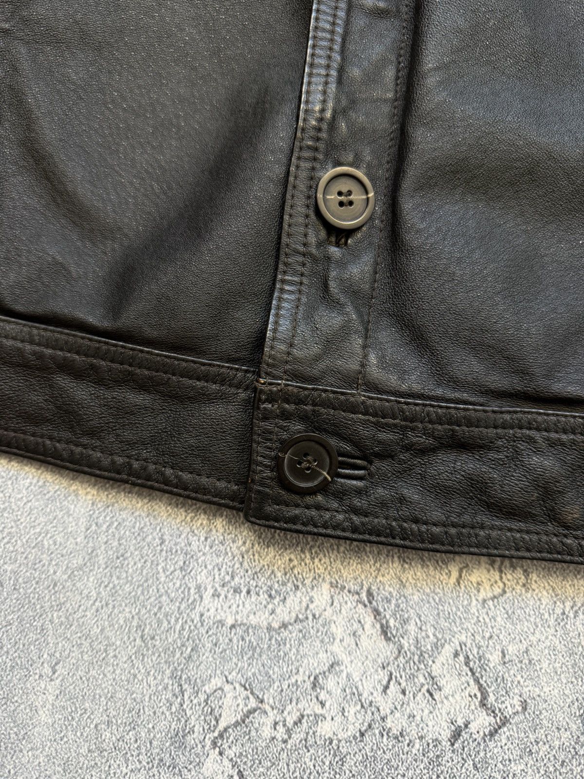 Giorgio Armani Vintage Giorgio Armani Leather Jacket Size L Size US L / EU 52-54 / 3 - 8 Thumbnail