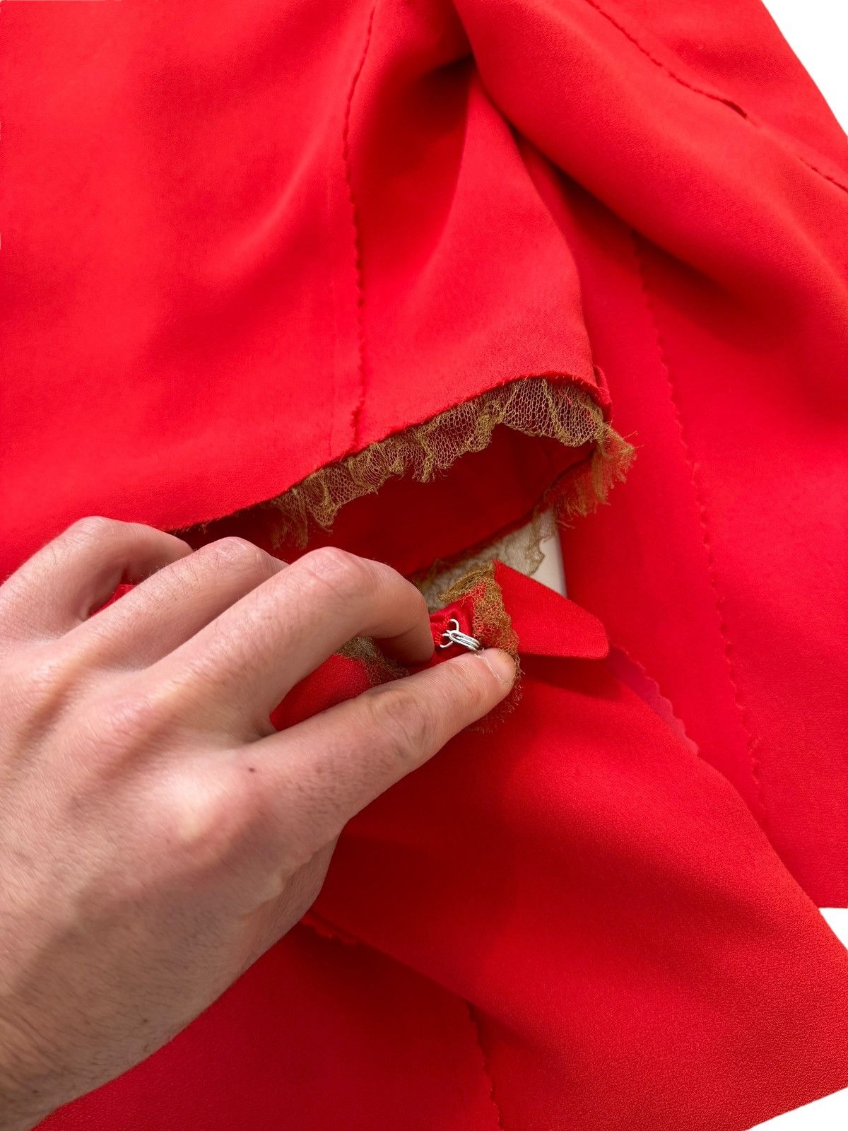 Undercover (Sz 1) $1,140 Silk Acetate Split Deconstructed Red Blazer Size S / US 4 / IT 40 - 14 Thumbnail