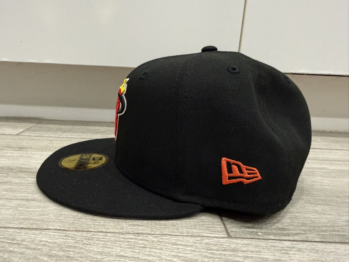 New Era Miami Heat New Era Hardwood Classic Black Fitted Sz 7 3/8 Size ONE SIZE - 2 Thumbnail
