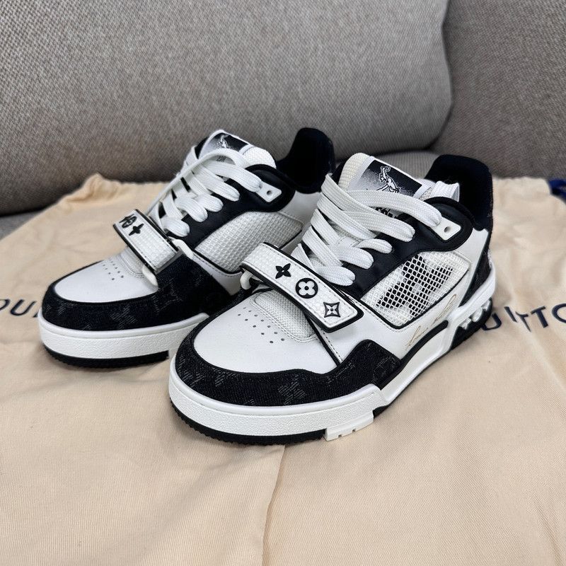 Louis Vuitton Louis Vuitton Classic High-Top Trainer Sneakers - Size US 5 / EU 37 - 1 Thumbnail