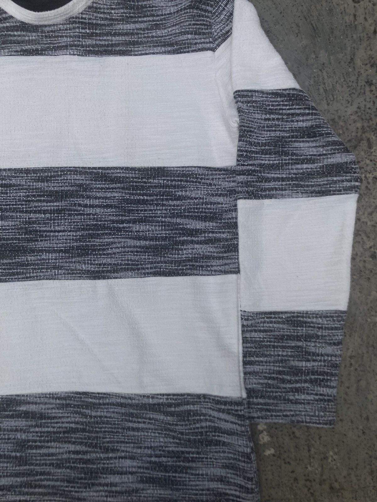 In The Attic IN THE ATTIC TEXTURED LONG SLEEVE Size US S / EU 44-46 / 1 - 2 Thumbnail