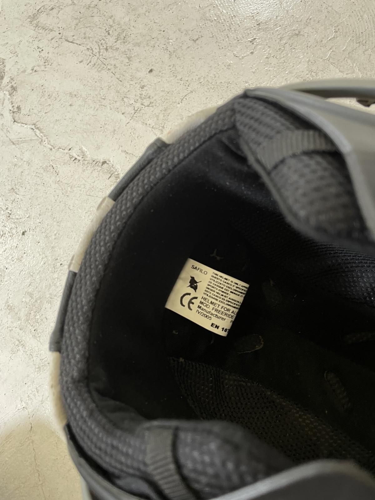 Dior Aw 2004 Dior ski/snowboard helmet Size ONE SIZE - 7 Thumbnail
