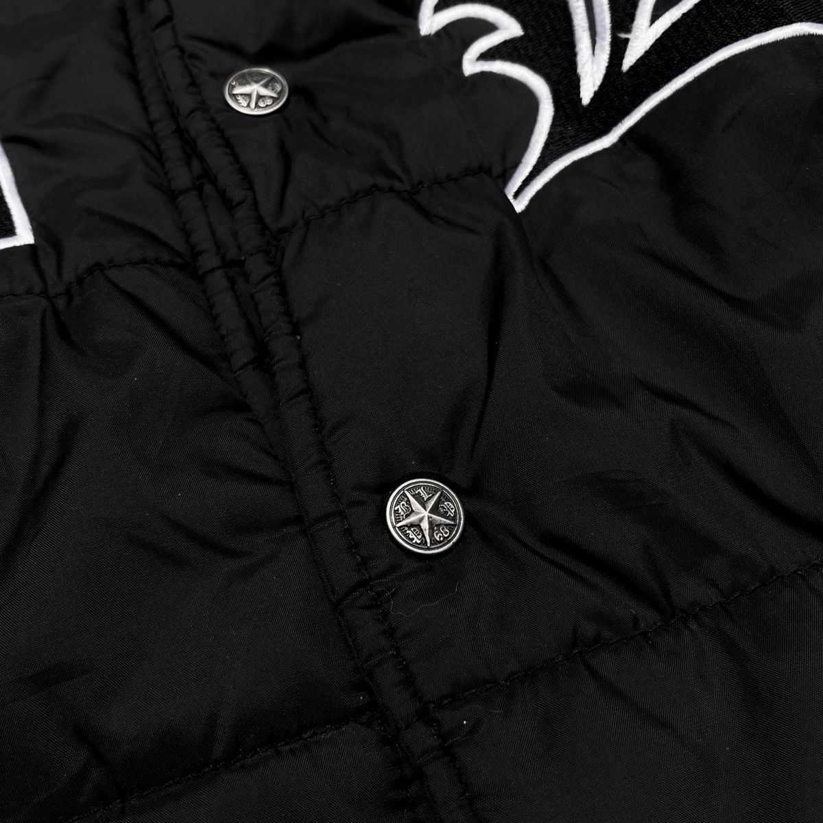Black Label Black Label Puffer Varsity Nice Embroidy Patch Design Jacket Size US M / EU 48-50 / 2 - 3 Thumbnail