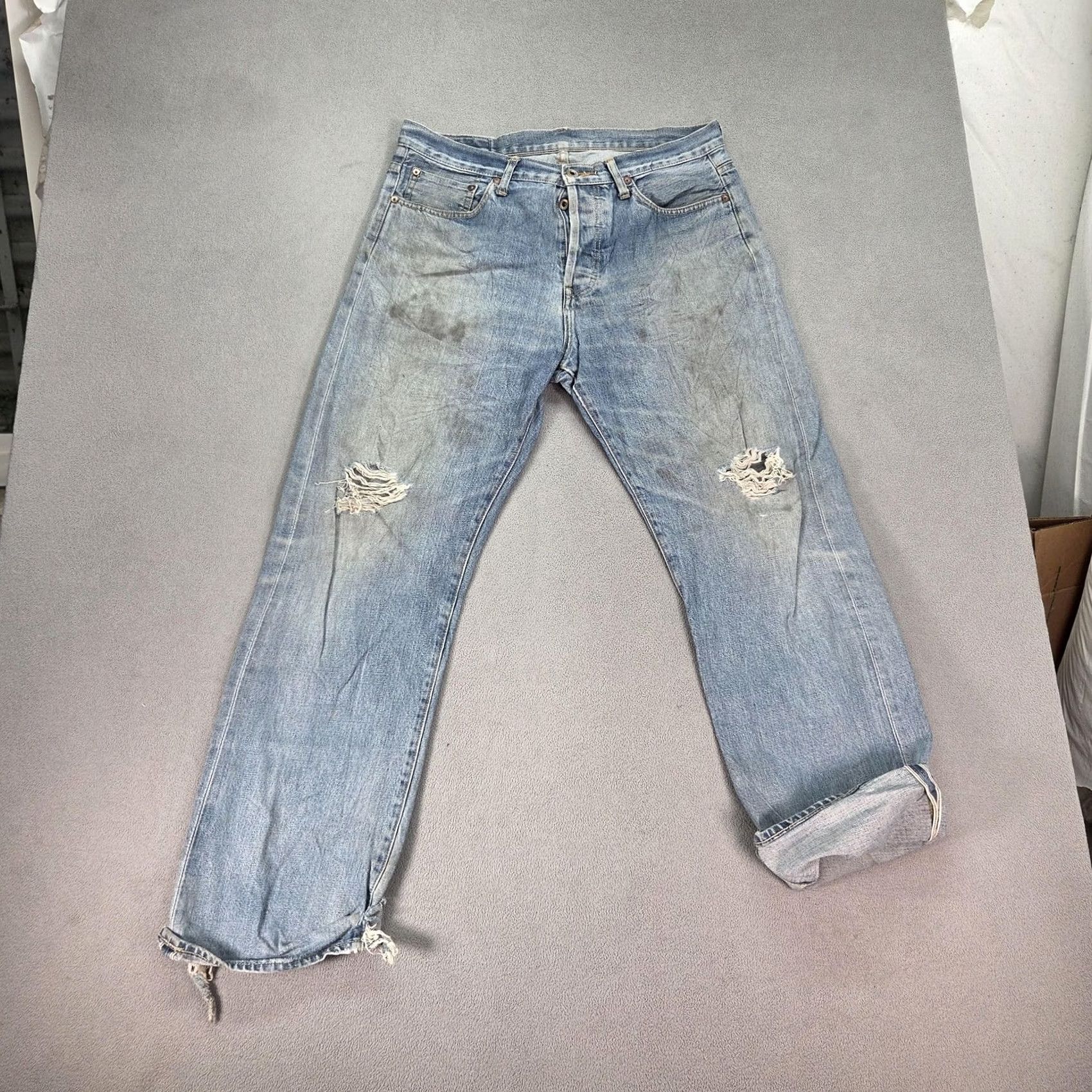 Levi's Vintage Levi's 501 Jeans Mens Light Wash Distressed Button 36x30 Denim Blue Straight Classic 90s Mens Size US 36 / EU 52 - 2 Thumbnail