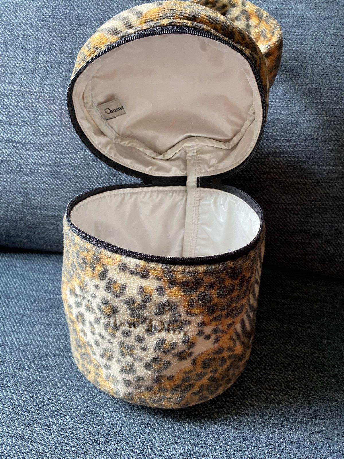 Dior Christian Dior CD Leopard Mini Vanity Bag. Size ONE SIZE - 14 Thumbnail