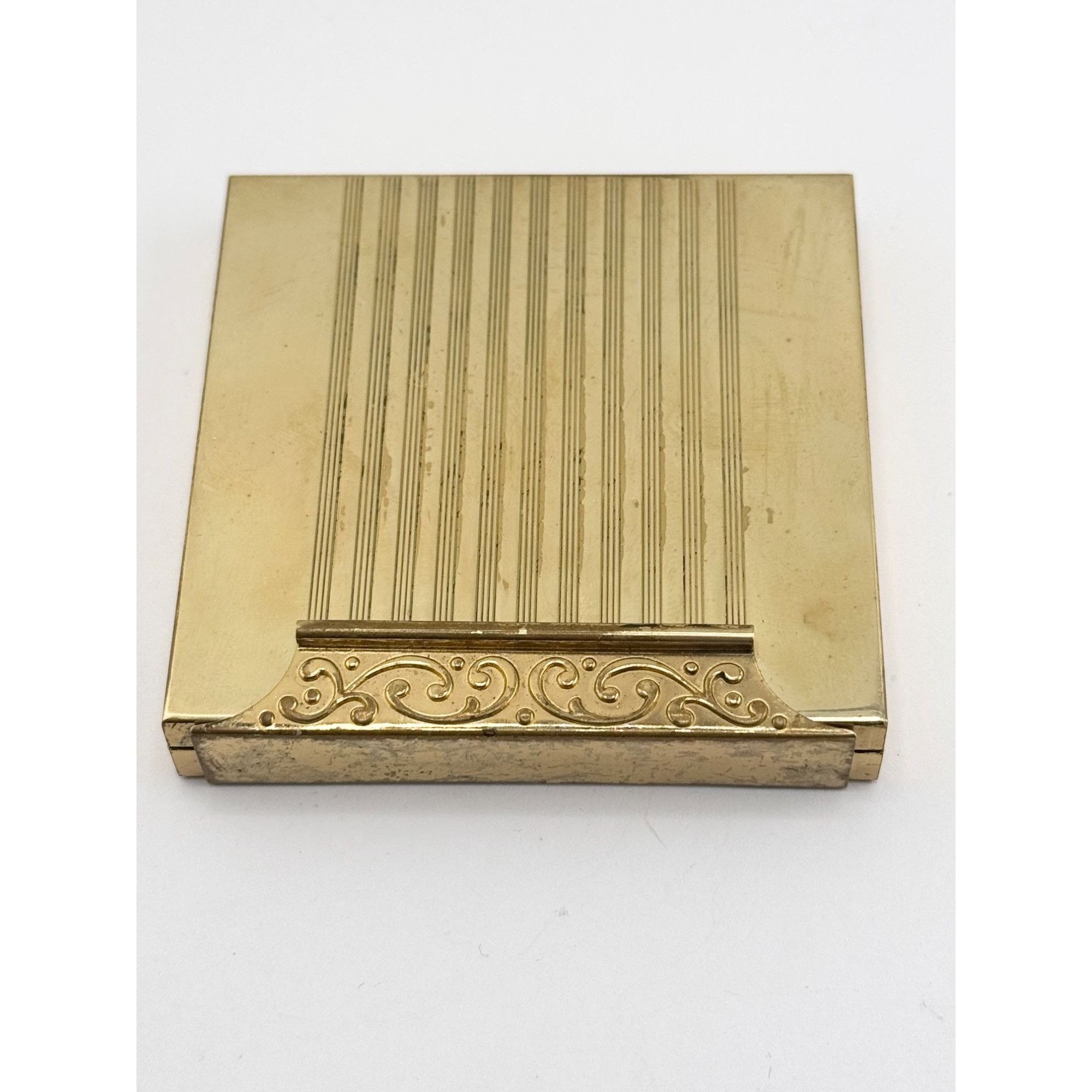 Vintage Vintage Pat pend gold tone envelope vanity compact Size ONE SIZE - 1 Thumbnail