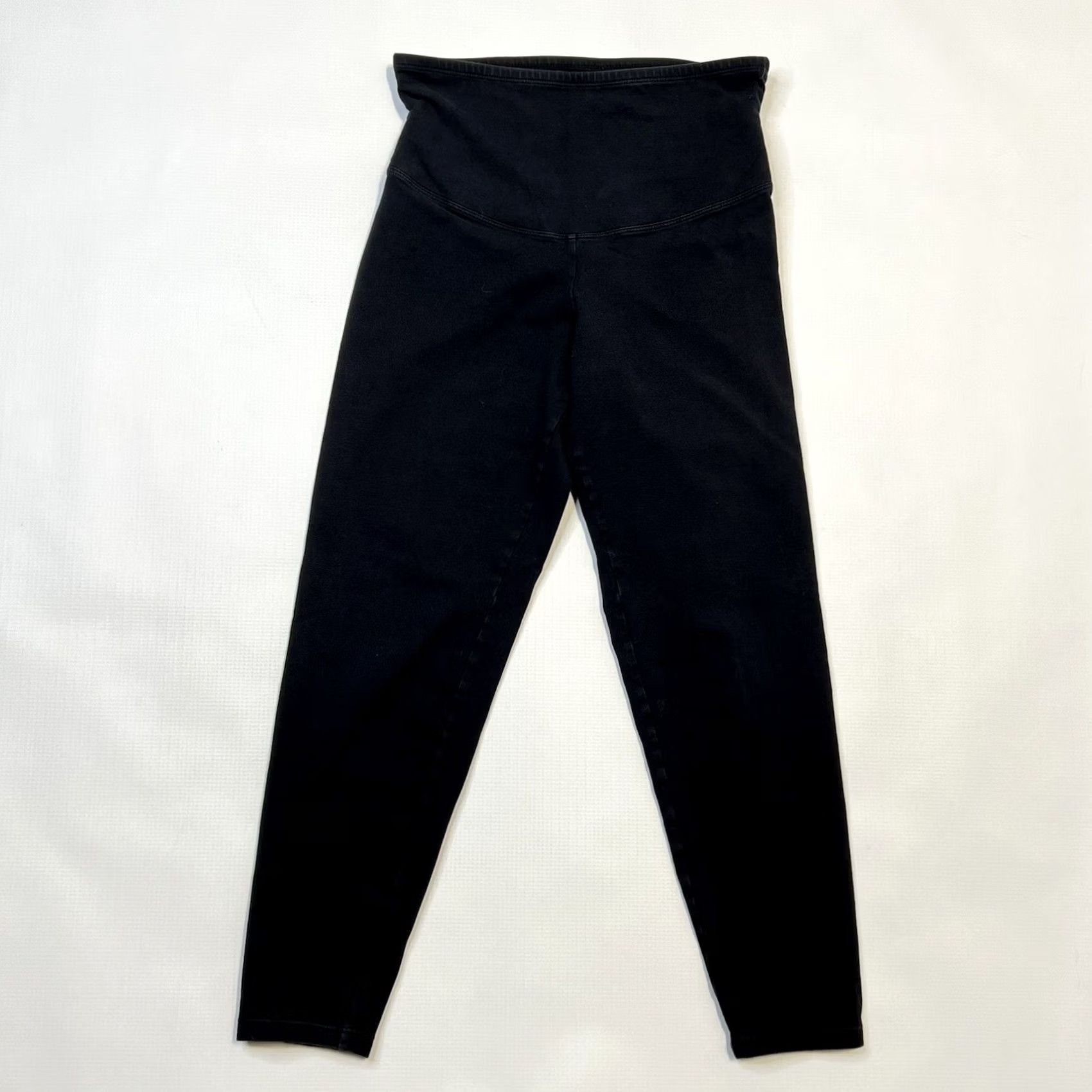 Vintage Yummie Gloria Leggings Capri Black Size Small Womens Activewear Shaping Stretch Capris Dark Washes Velvet? Size 28" / US 6 / IT 42 - 3 Thumbnail