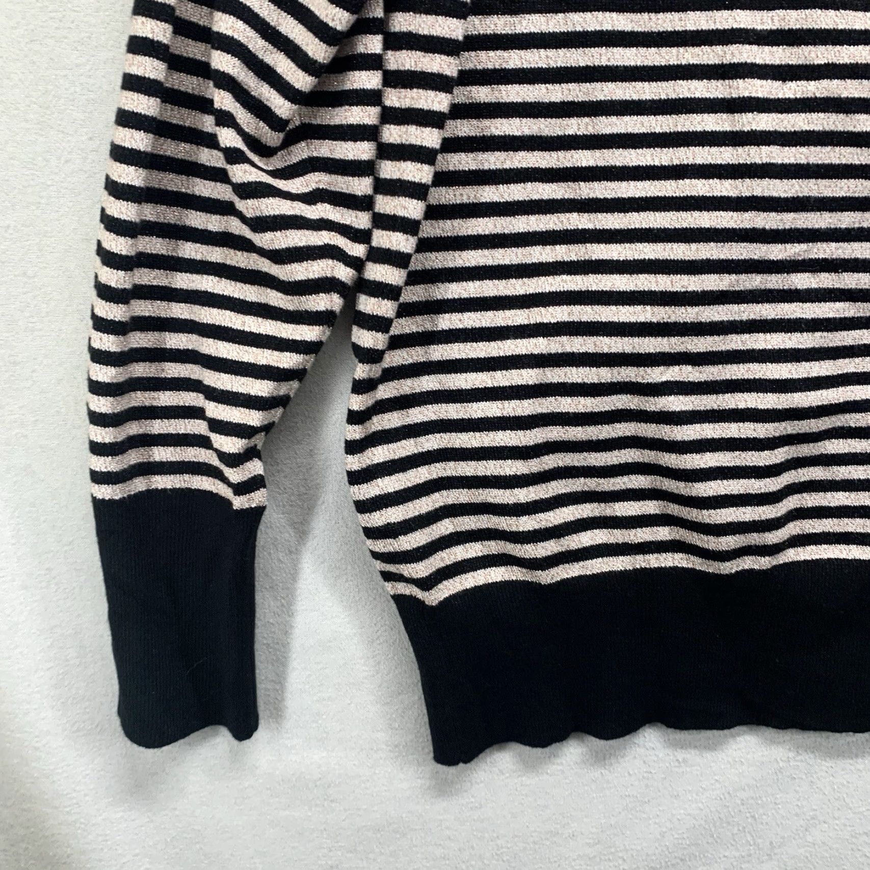 Vintage Lane Bryant Women’s Top Blouse Knit Cardigan Black Stripes Gold Metallic Relaxed 18/20 Casual Formal Party Workwear Size XXL / US 16-18 / IT 52-54 - 4 Thumbnail