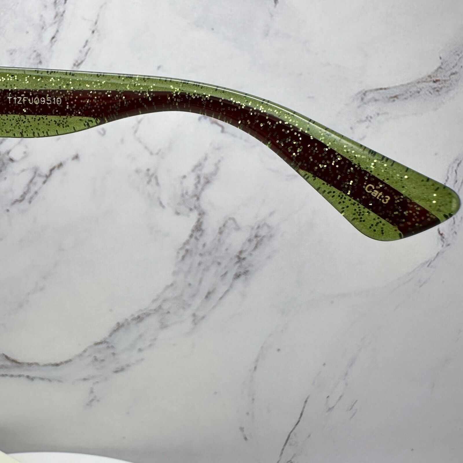 Gucci New Gucci Sunglasses Black Square Red Green Web Arms Gold Size ONE SIZE - 9 Thumbnail