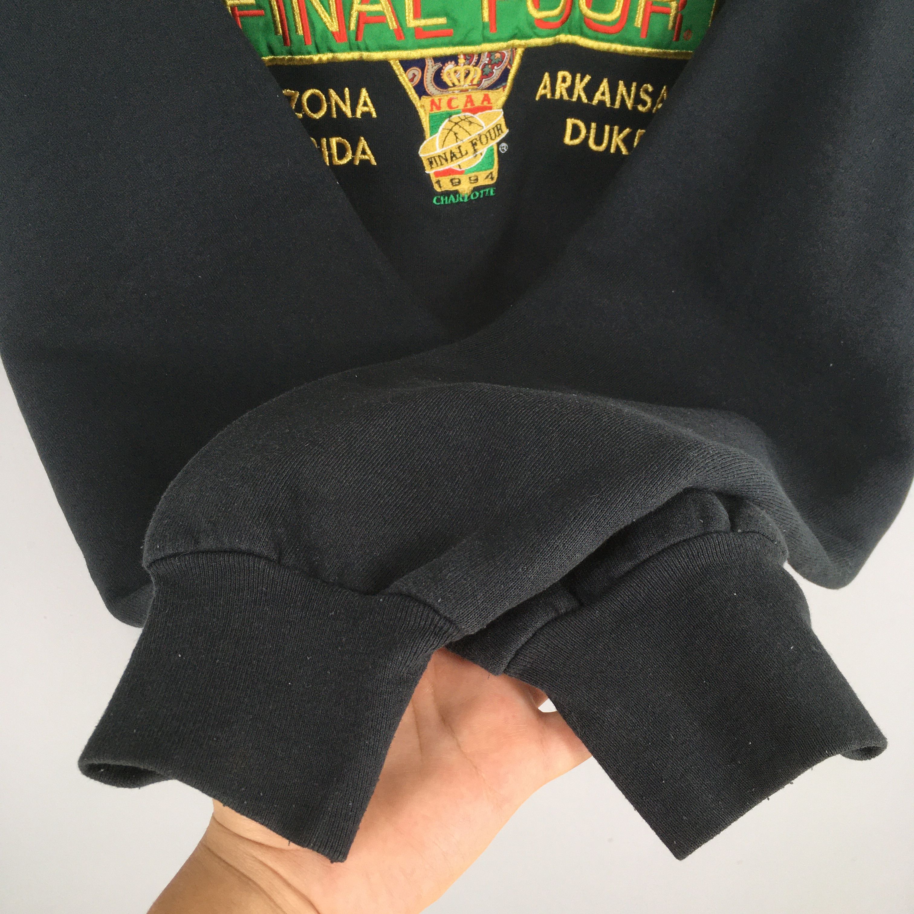 Logo 7 × NCAA Vintage 1994 Charlotte Final Four Basketball Sweatshirt XL Size US XL / EU 56 / 4 - 4 Thumbnail