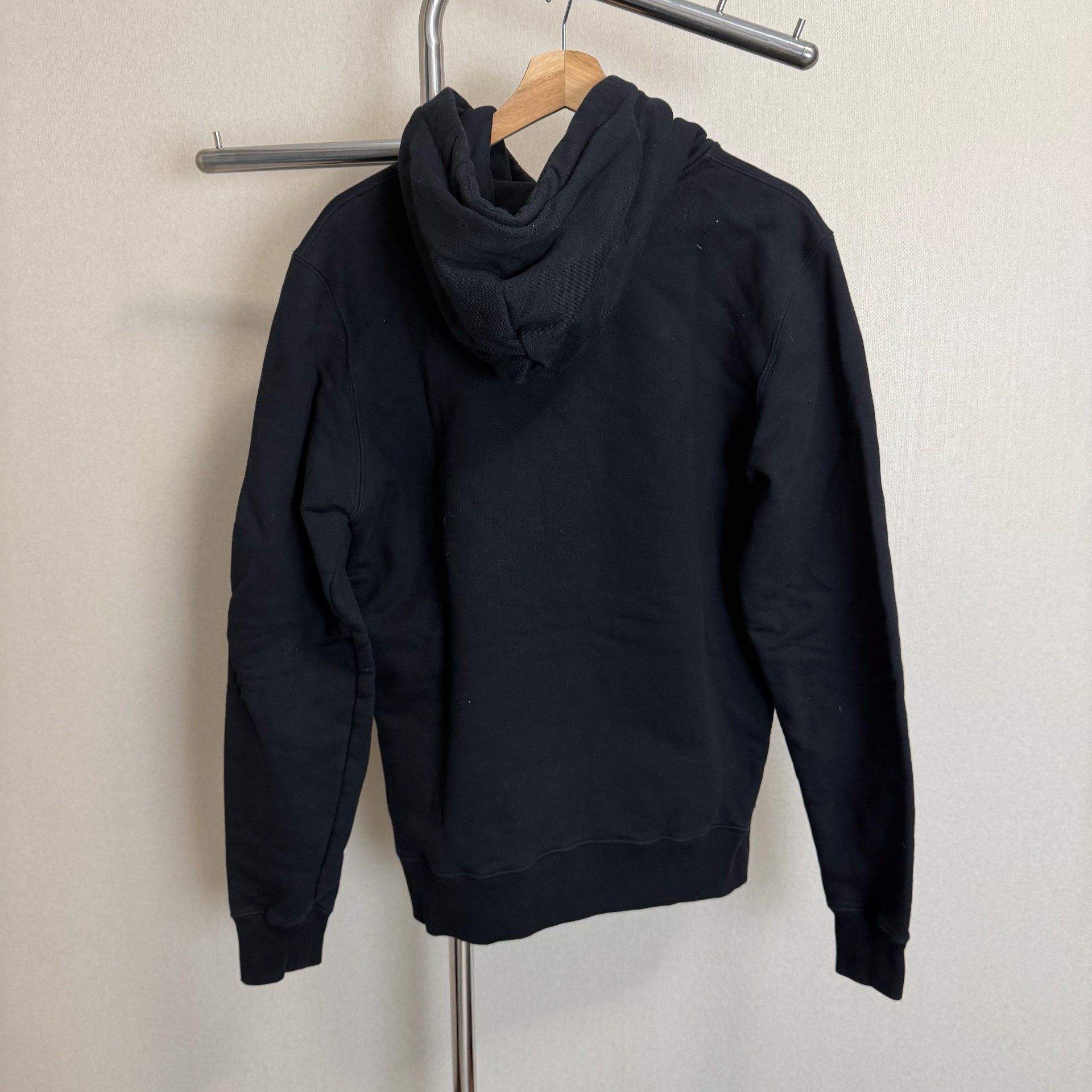 Dior Dior x KAWS Bee Embroidery Hoodie Size US M / EU 48-50 / 2 - 2 Thumbnail