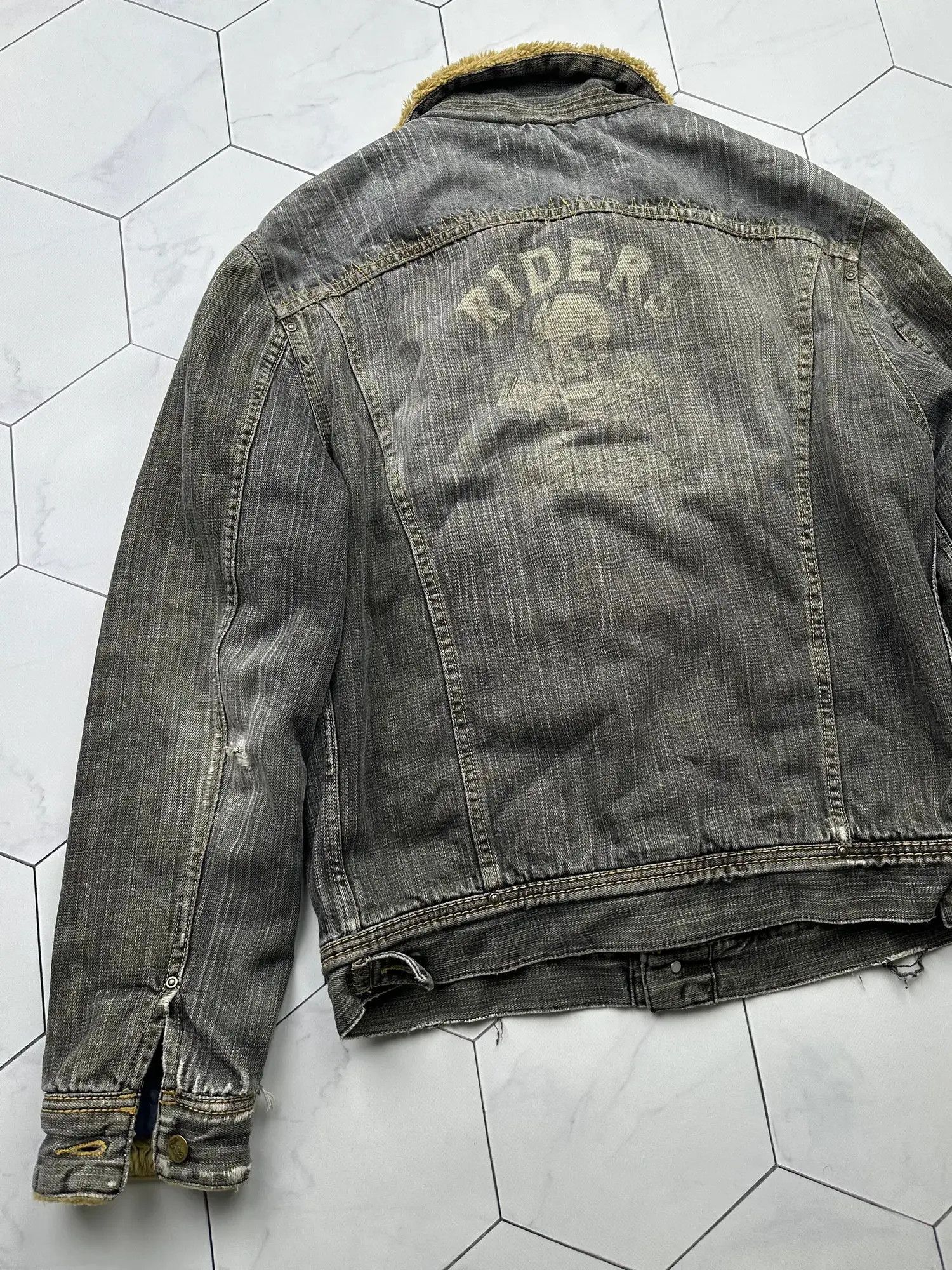 Lee Lee Thrashed Vintage Denim Jacket (B232) Size US XL / EU 56 / 4 - 11 Thumbnail