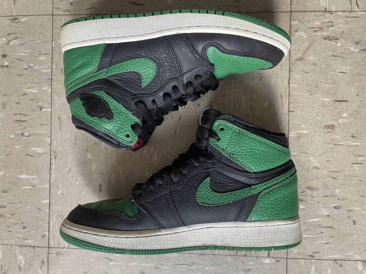 Jordan Brand Jordan 1 Retro High OG GS Pine Green 2.0 Basketball Shoes Size US 5 / EU 37 - 2 Thumbnail