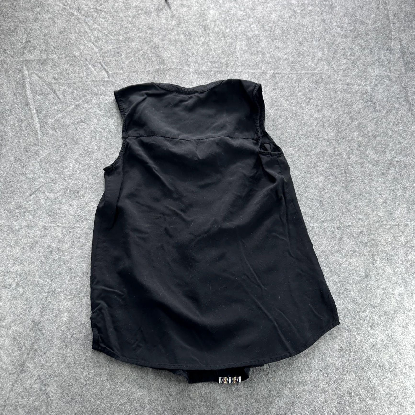 Vintage VINTAGE DR2 Shirt Womens Medium Black Embroidered Sleeveless V Neck Tunic Top Boho Size M / US 6-8 / IT 42-44 - 6 Thumbnail